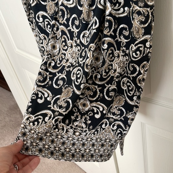 Black dress with tan and white design - Picture 3 of 7